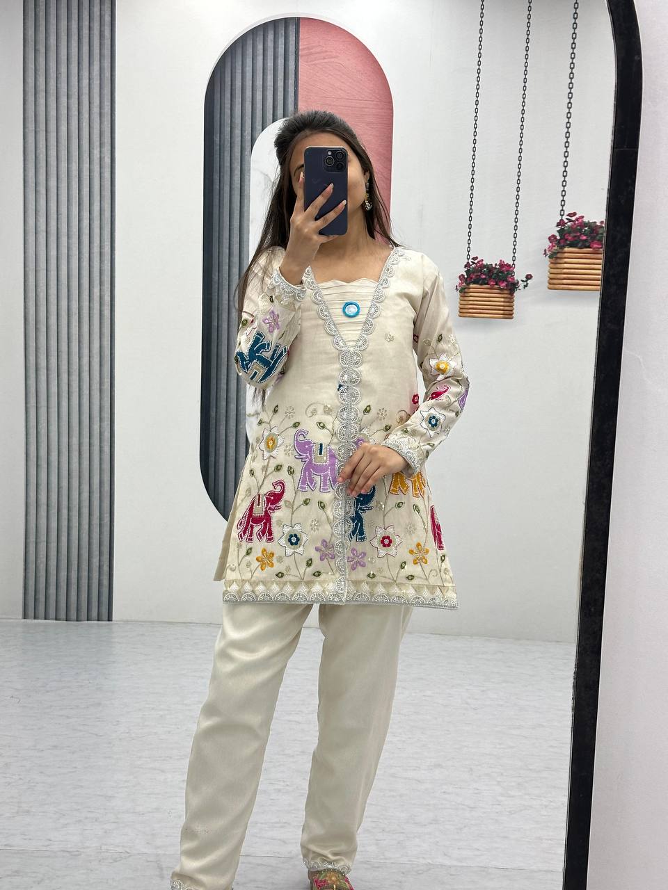 Bannisaa Enchanted Garden Co-ord Set - Ivory Embroidered Ensemble with Nature Motifs