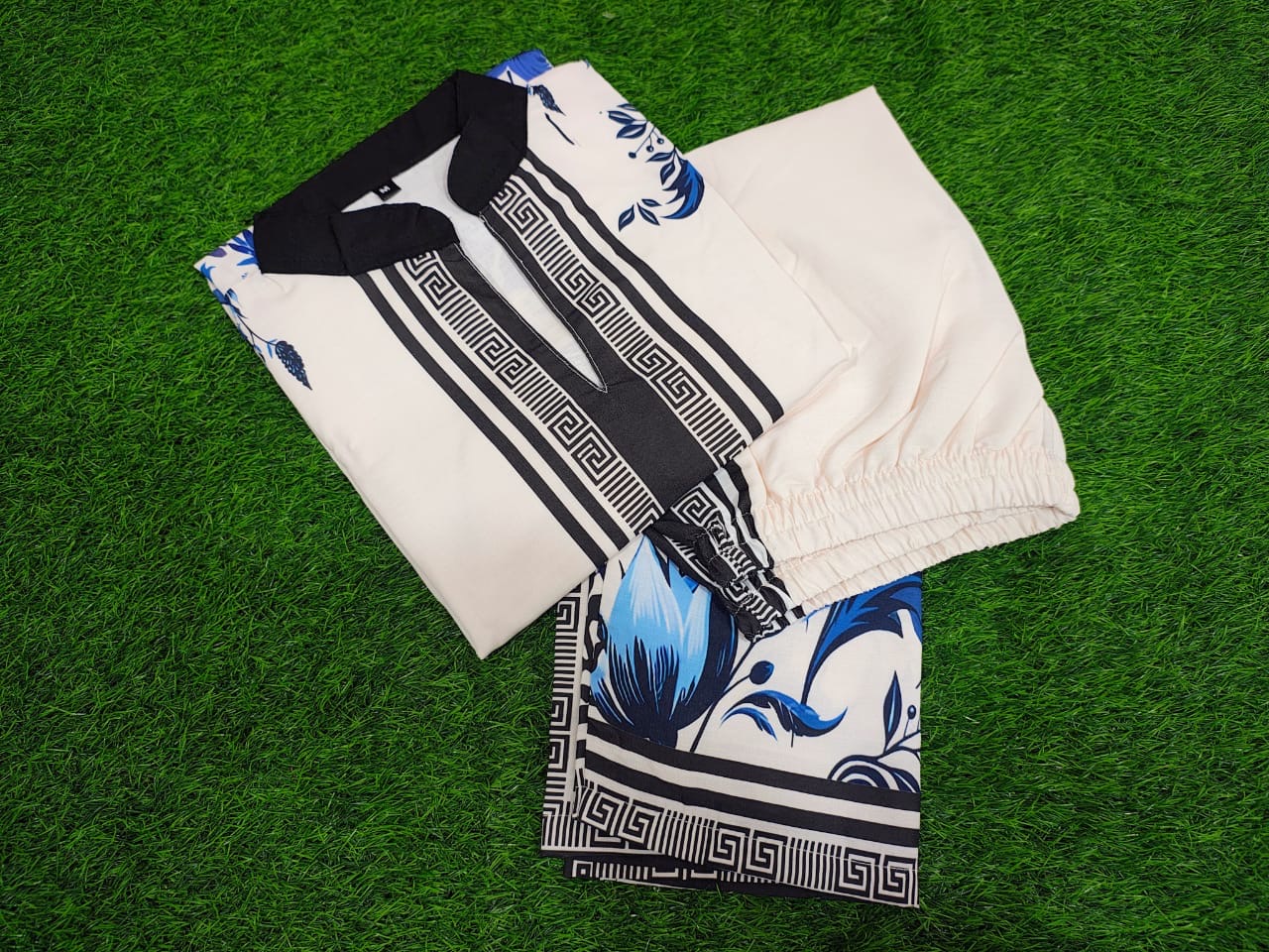 Bannisaa Grecian Garden Muslin Printed Co-ord Set - Ivory & Lavender Ensemble