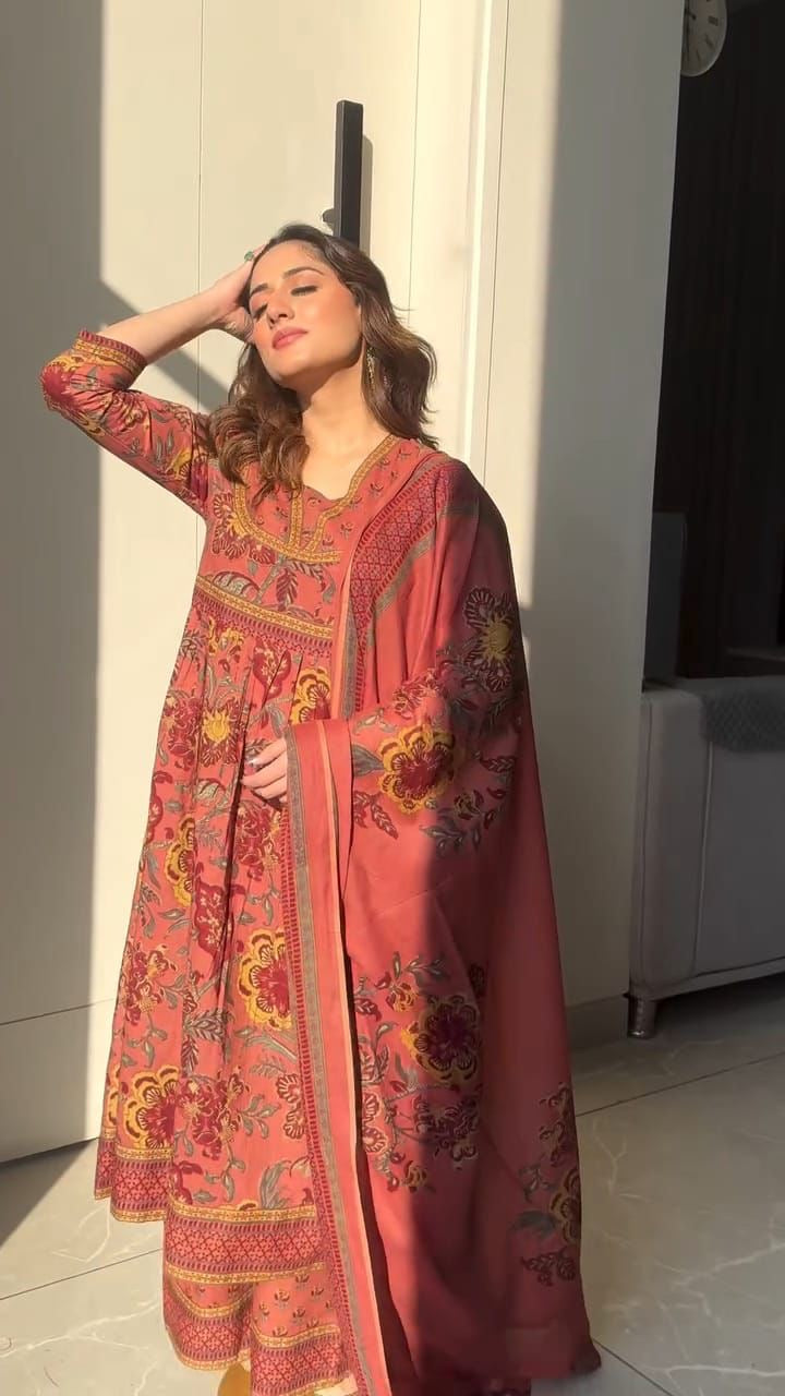 Bannisaa Vintage Floral Print Straight Kurta Set with Dupatta (3 piece suit)