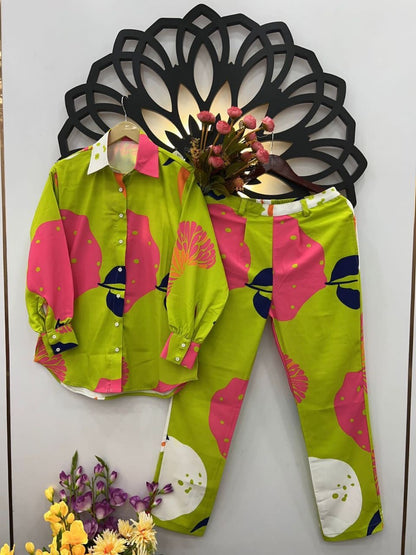 Tropical Paradise Muslin Co-ord Set - Abstract Print Ensemble with Bold Floral Motifs