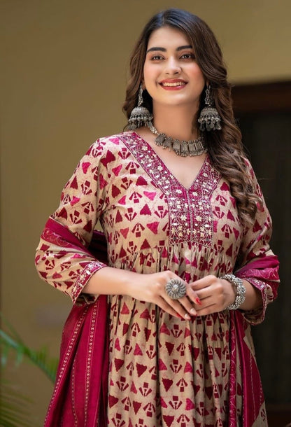 Bannisaa Burgundy Tribal Print Suit Set - Traditional Geometric Motifs with Embroidered Yoke