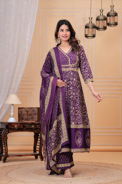 Bannisaa Royal Banarasi Weave Suit Set - Golden Paisley with Traditional Brocade Work