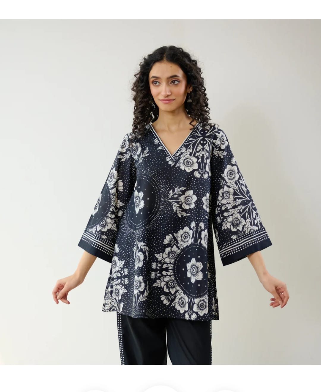 Bannisaa Midnight Garden Muslin Printed Co-ord Set - Navy & White Ensemble