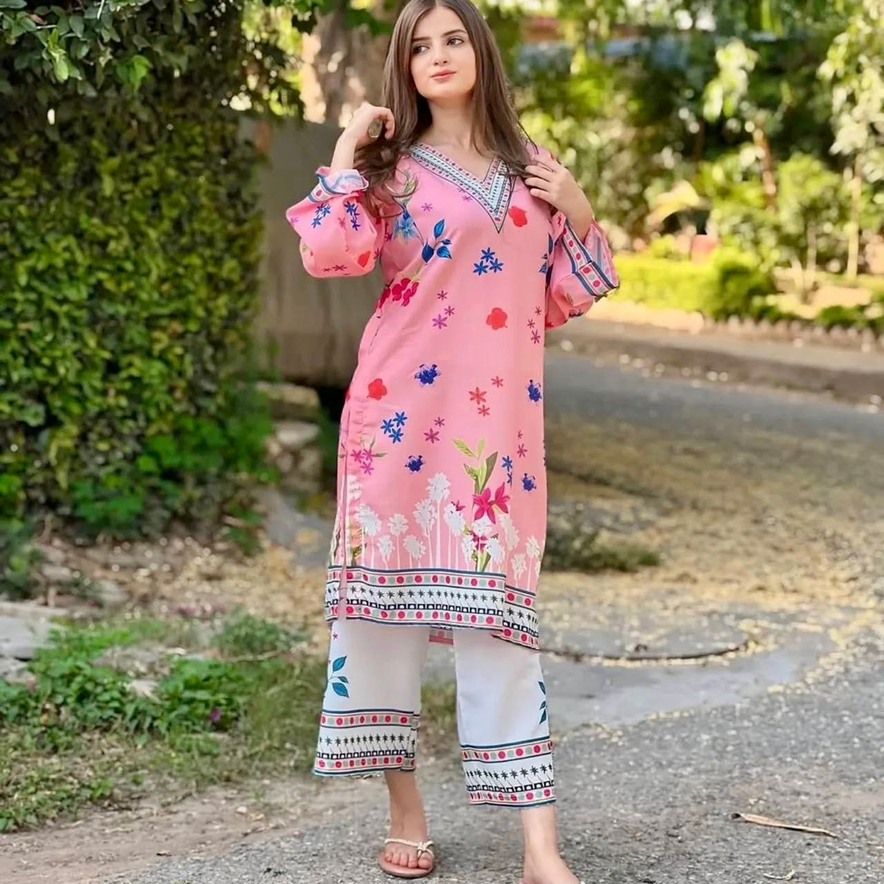 Bannisaa Pink Floral Printed Co-ord Kurta Set