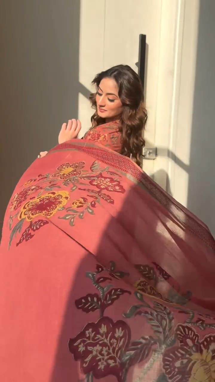 Bannisaa Vintage Floral Print Straight Kurta Set with Dupatta (3 piece suit)