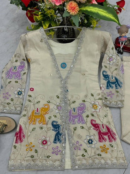 Bannisaa Enchanted Garden Co-ord Set - Ivory Embroidered Ensemble with Nature Motifs