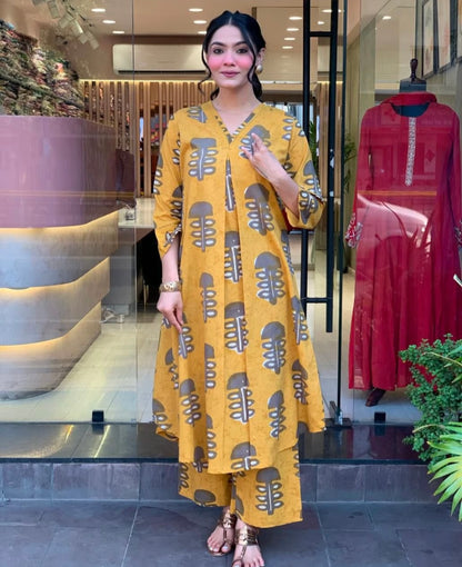Bannisaa Autumn Leaves Co-ord Set - Mustard Yellow Abstract Tree Print Ensemble