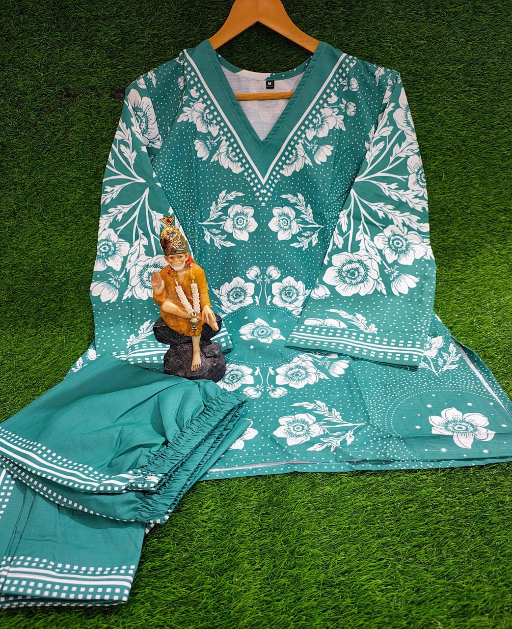 Bannisaa Sage Blossom Muslin Printed Co-ord Set - Mint Green & White Ensemble