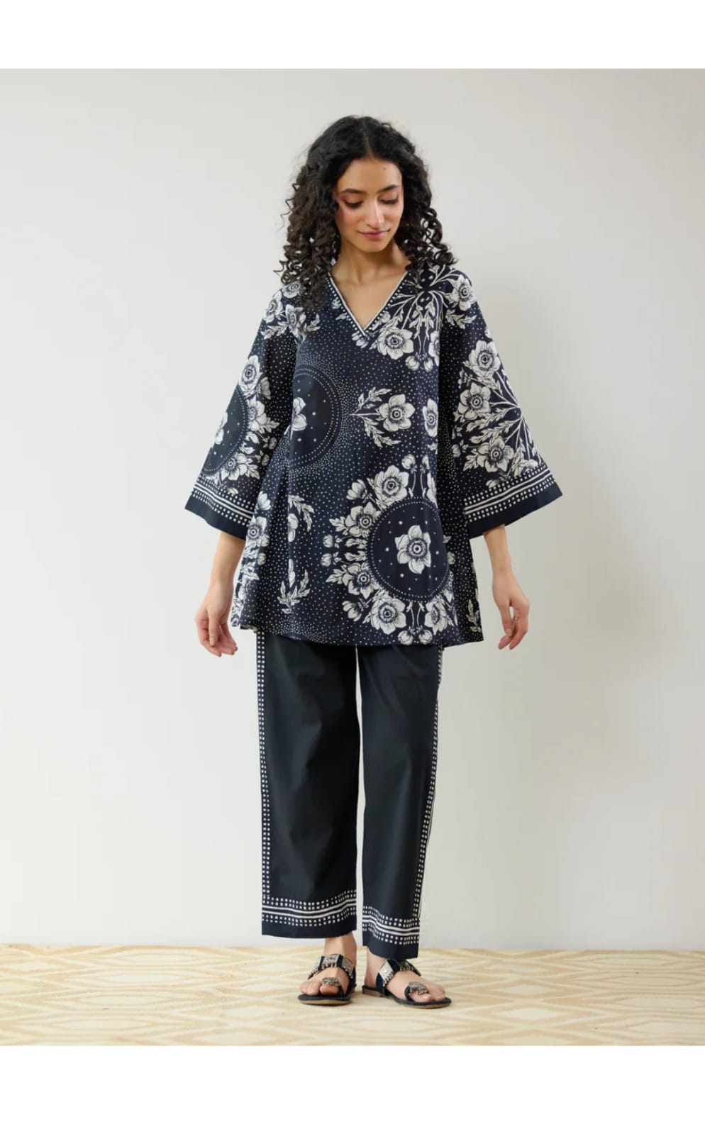 Bannisaa Midnight Garden Muslin Printed Co-ord Set - Navy & White Ensemble