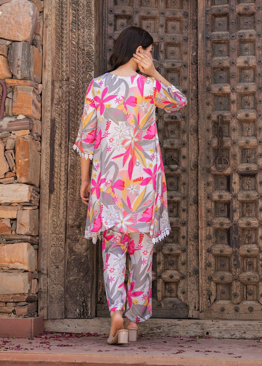 Bannisaa Tropical Bloom Tassel Co-ord Set - Grey Floral Print Ensemble with White Pom-Pom Details