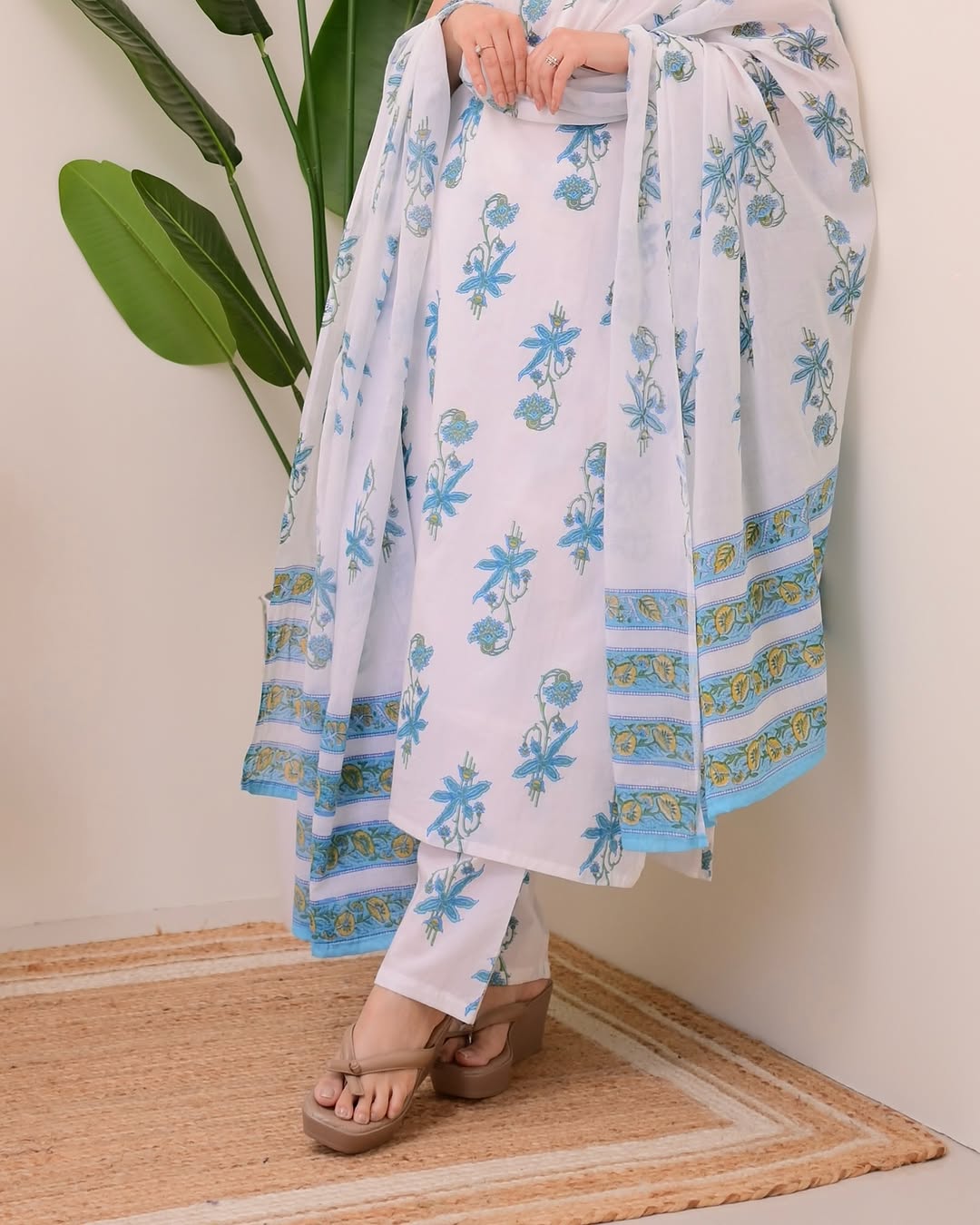 Bannisaa Azure Bloom 3 piece Kurta Set